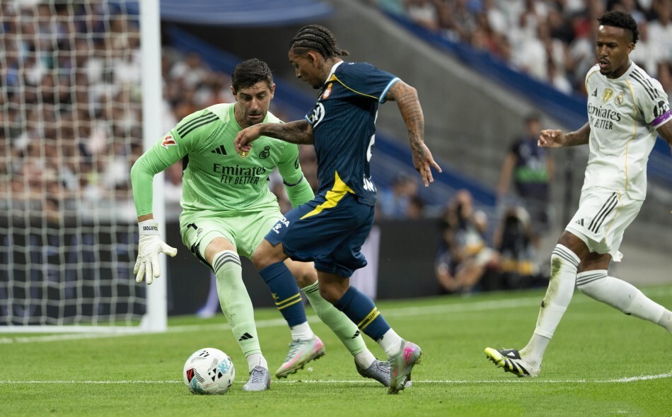 卡马文加, 西班牙人防, 加丰富 卡马文加, 西班牙人防, 加丰富