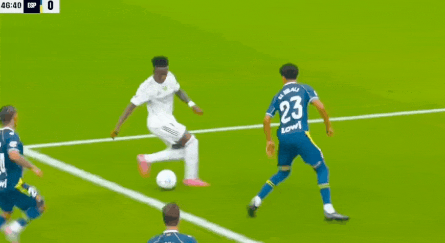 西班牙人完, 占据绝对的 西班牙人完, 占据绝对的