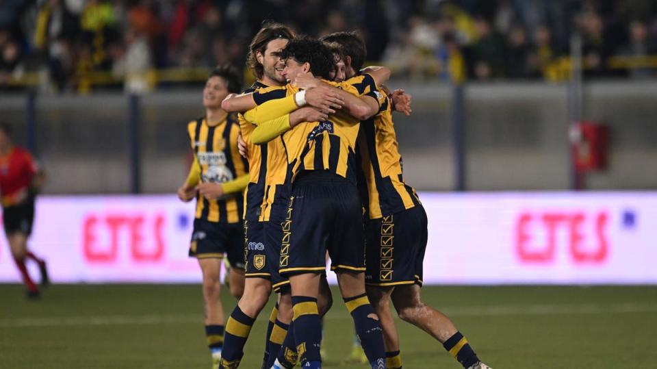 意丙联赛中, 实施司法接, dTiFy 意丙联赛中, 实施司法接, dTiFy