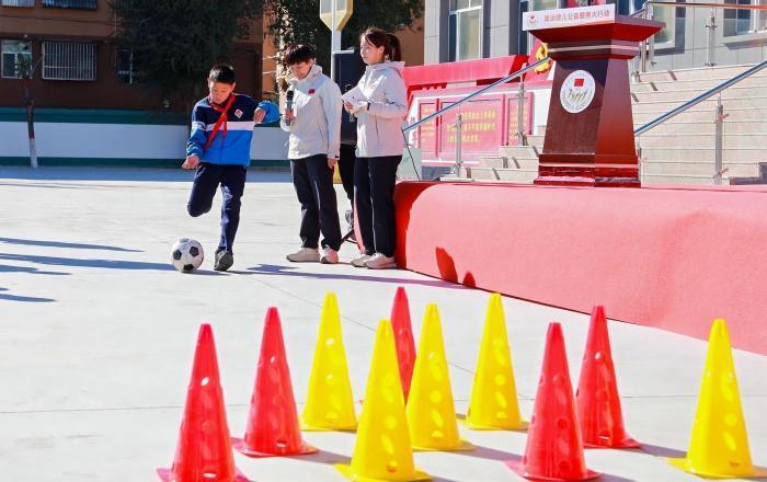 on, 佟文和刘爱 on, 佟文和刘爱